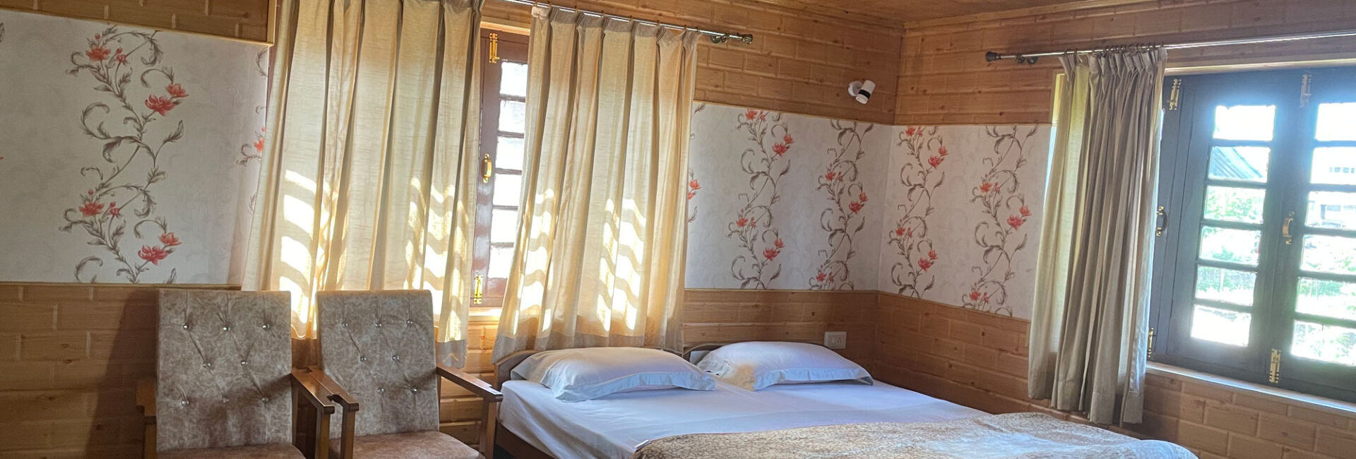Super Deluxe Rooms