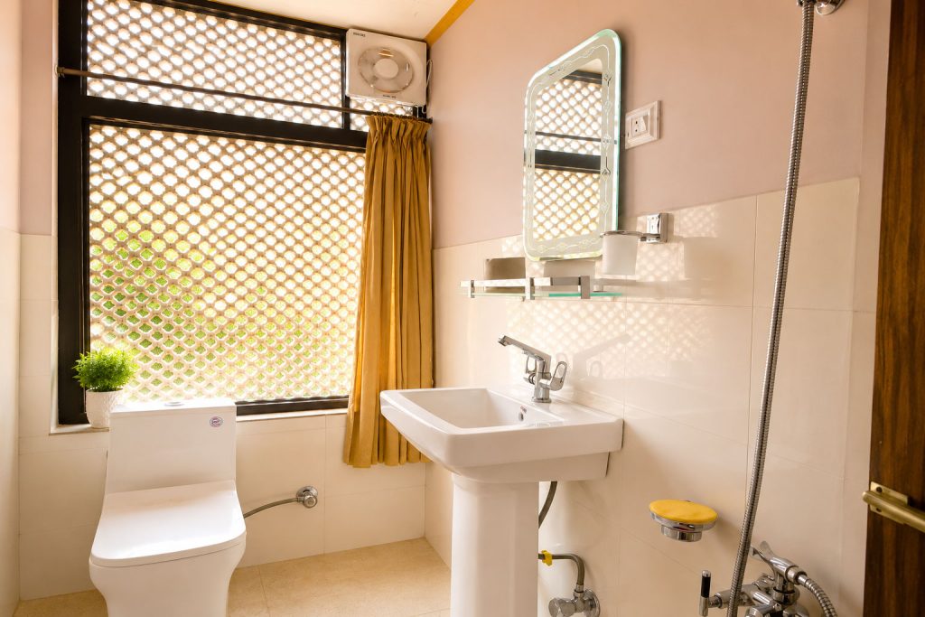 Heritage Haven Room Bathroom
