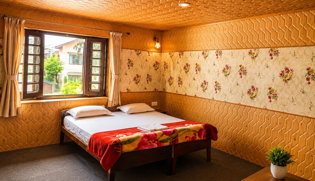 Super Deluxe Rooms Srinagar