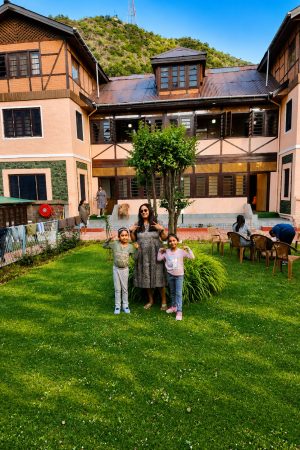 Lakshmi Guest House Beautiful Stay in Srinagar