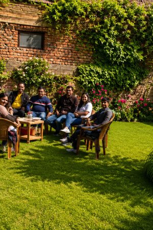 Lakshmi Guest House Garden in Srinagar